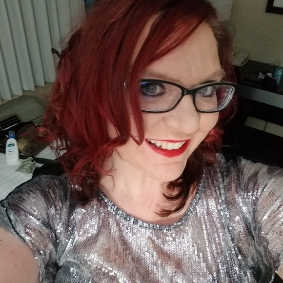 Meet your Posher, Tara - Picture 1 of 1